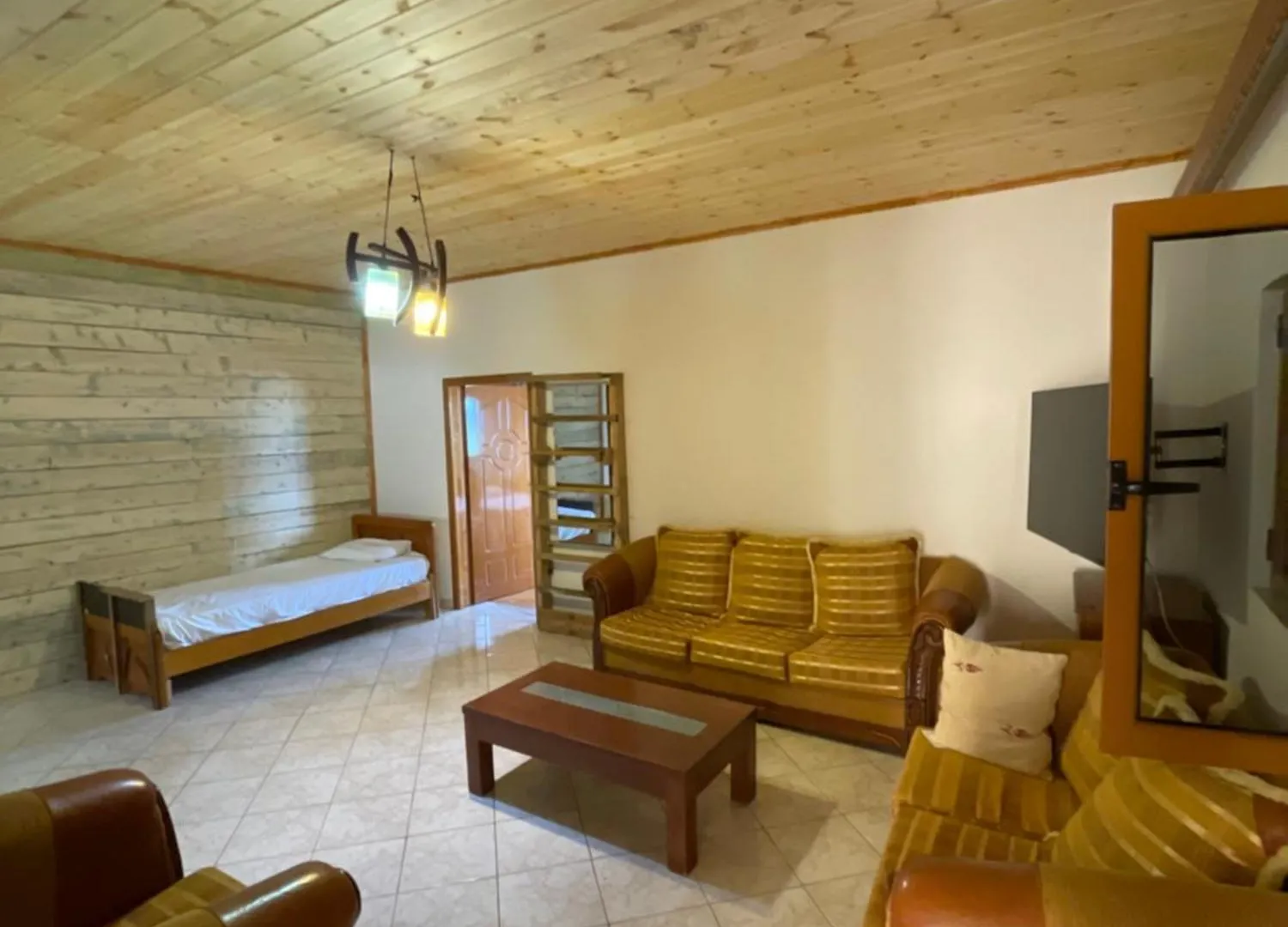 Villa Anna Sarande Albania